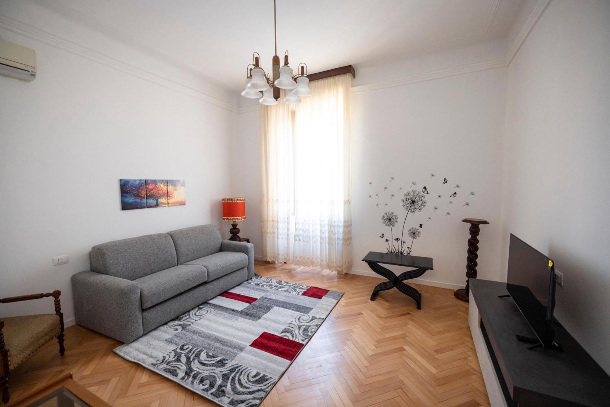 Moderno Trilocale In Zona Navigli Apartamento *