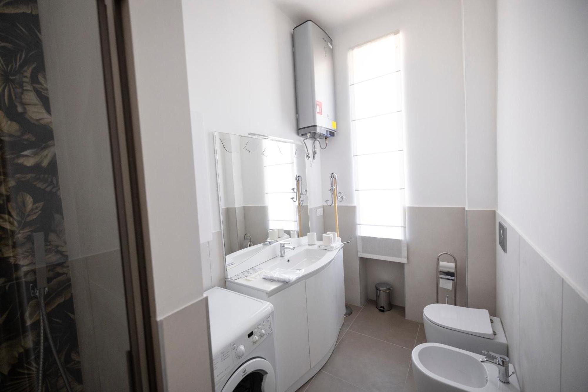 Moderno Trilocale In Zona Navigli Apartamento